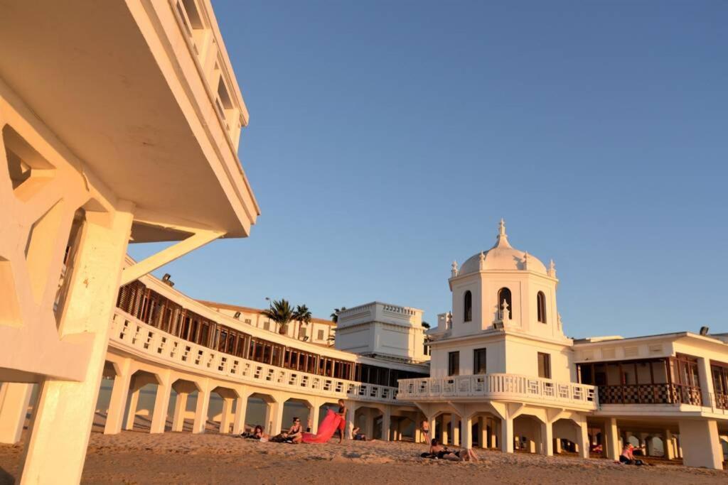 Esencia De Cadiz Entre La Vina Y El Mercado Zewnętrze zdjęcie